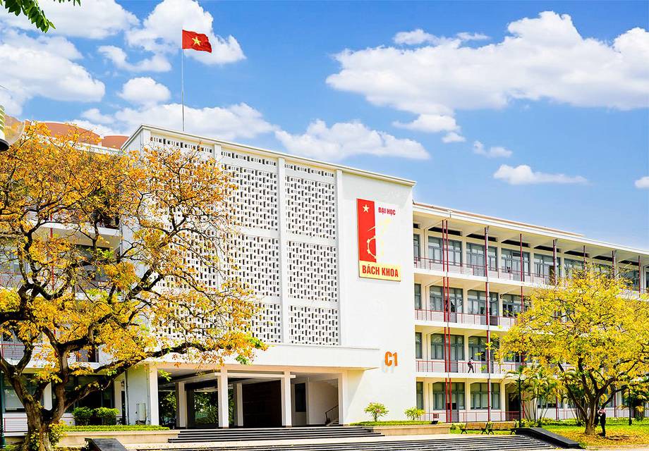 ĐH Bách khoa Hà Nội bỏ điều kiện học bạ khi xét điểm tốt nghiệp, tư duy năm 2023.